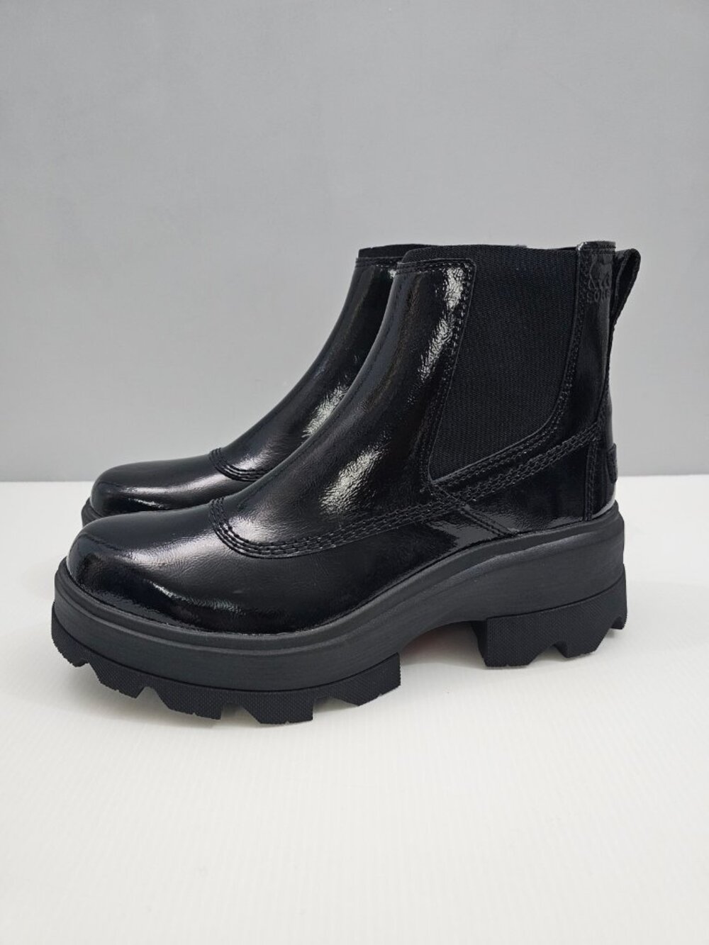 Sorel Joan FRWD Chelsea Ankle Boot Womens 8.5 Black Patent Leather Waterproof